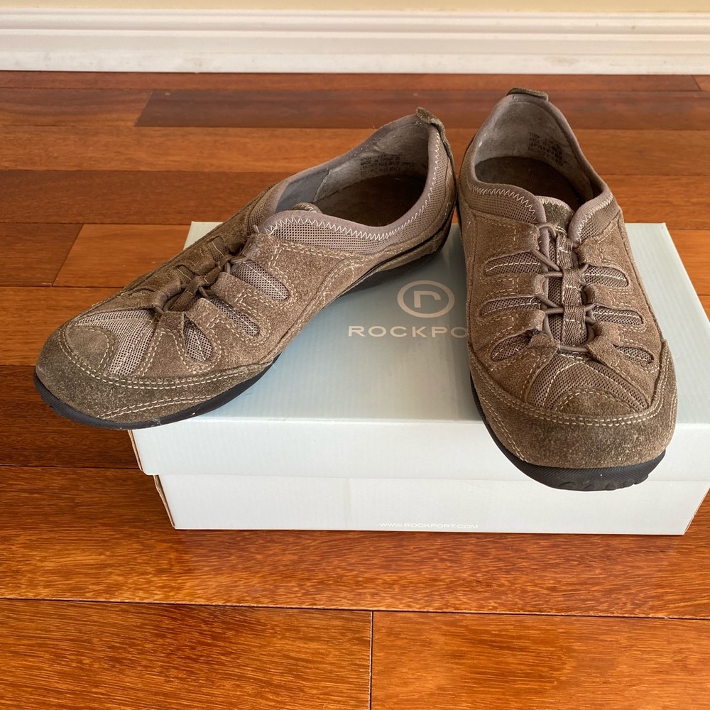 CLARKS Women’s Leather Shoes size 8.5